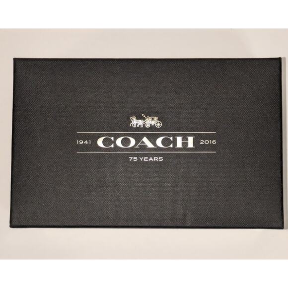 Coach New York ~ 2016 ~ 75th Anniversary Elegantly Smooth Black Leather Wristlet - Picture 14 of 16